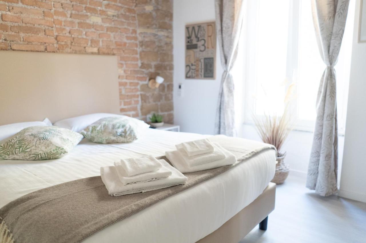 White Ostilia Guesthouse Рим Экстерьер фото